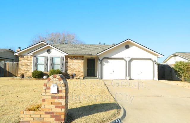 8309 Woodhue Dr - 8309 Woodhue Drive, Oklahoma City, OK 73135