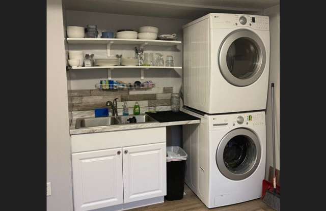 4478 W SPRING PARK S