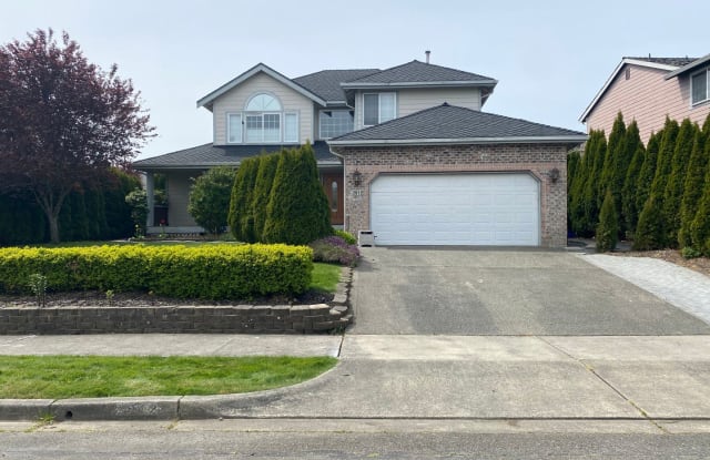 2912 Galleon Ct NE - 2912 Galleon Court Northeast, Tacoma, WA 98422