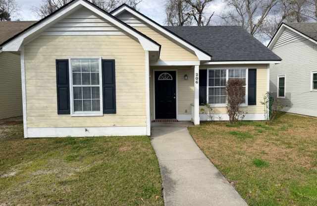 3 Bedroom/2 Bath home in Valdosta