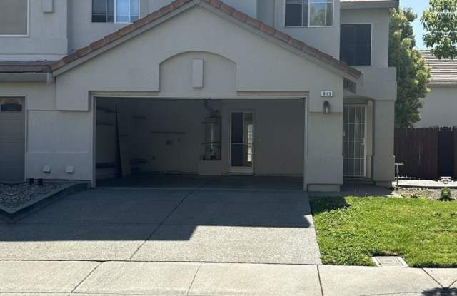 Photo of 913 Radcliff Drive, Vacaville, CA 95687