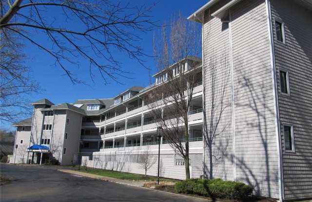 Presque Isle Shores Condominiums - 10 Peninsula Dr, Erie County, PA 16505