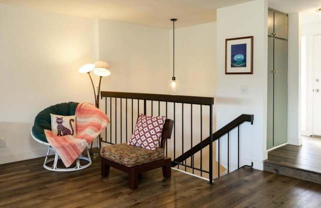 6981 Caminito Perico