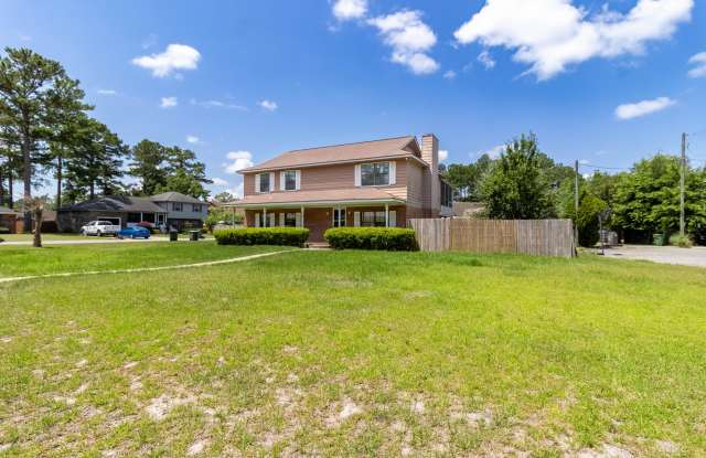 725 Charlotte Court