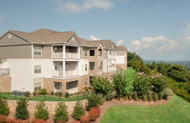 Greystone Vista Apartment Homes