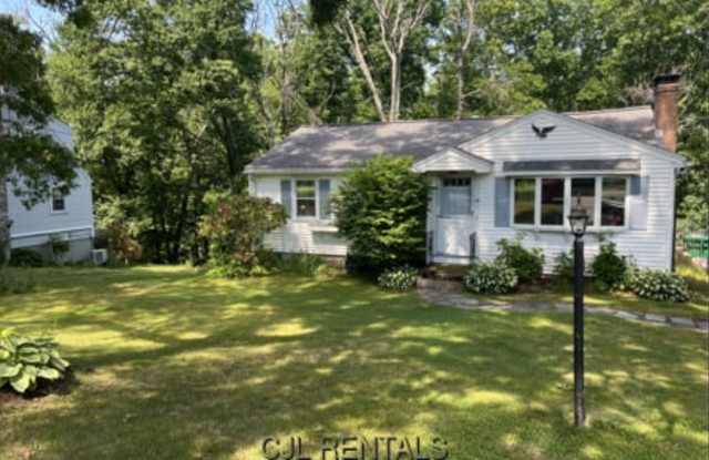 91 Hilldale Road - 91 Hilldale Road, Middlesex County, MA 01721