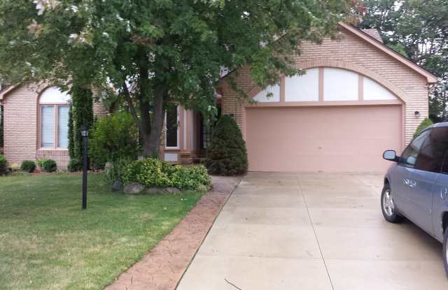 456 Essex Drive