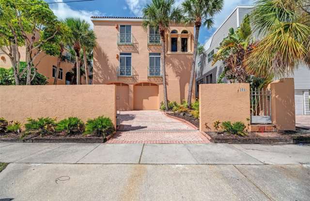 306 BEACH ROAD