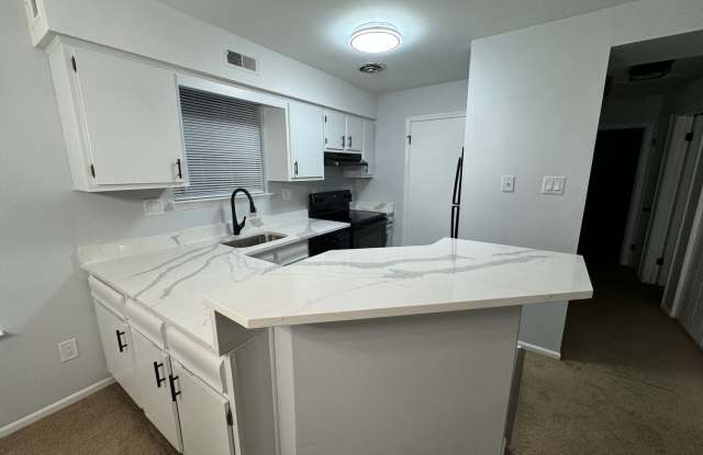 Modern 2-Bed, 2-Bath Apartment in Yardley – Available Now