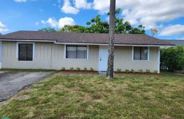 7615 SW 8th Ct - 7615 Southwest 8th Court, North Lauderdale, FL 33068