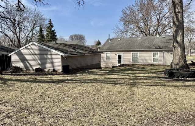 2006 Southeast Marshall Street