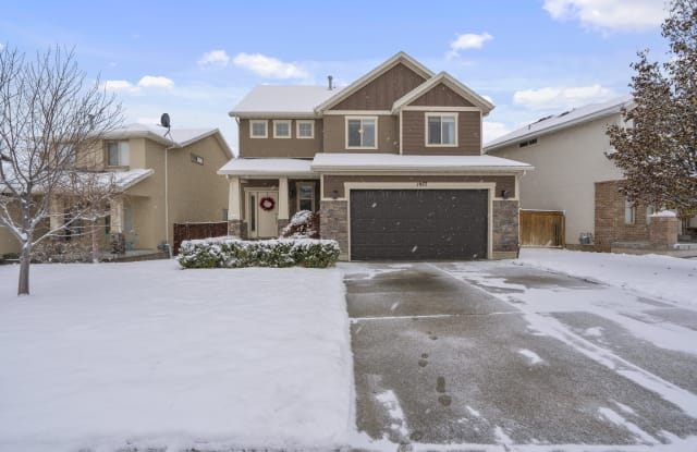 1977 Woodview Drive West - 1977 Woodview Drive West, Lehi, UT 84043