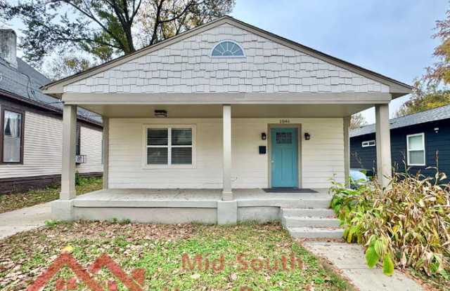 1046 Tanglewood Street