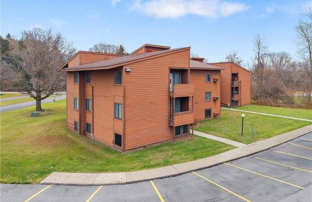 Photo of 327 Village Boulevard N