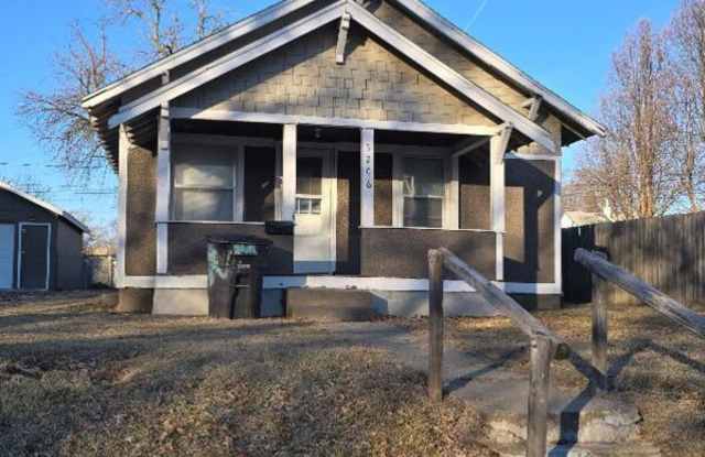 3206 3rd Street