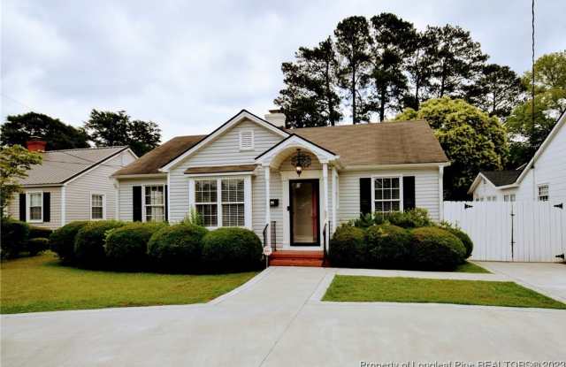 204 N Churchill Drive - 204 North Churchill Drive, Fayetteville, NC 28303