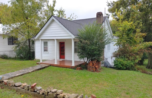 317 West 15th Street - 317 West 15th Street, Columbia, TN 38401