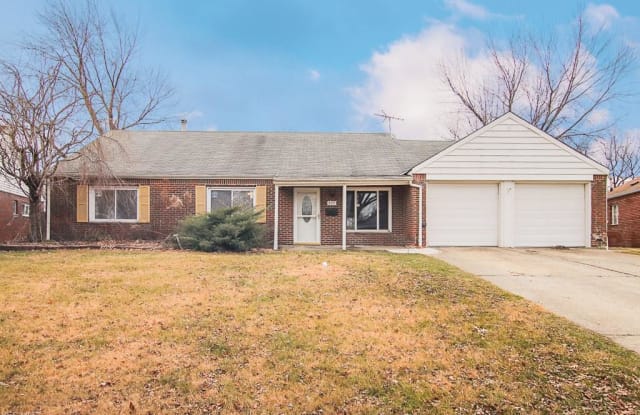 707 Willow Dr - 707 Willow Drive, Euclid, OH 44132