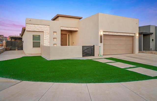 13847 Sandy Pine Way