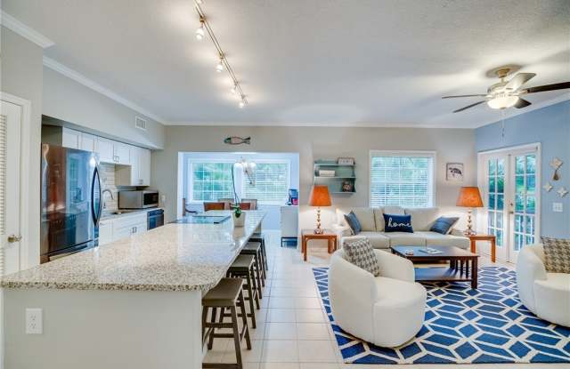 Photo of 1175 Winding Oaks Circle E unit: 201