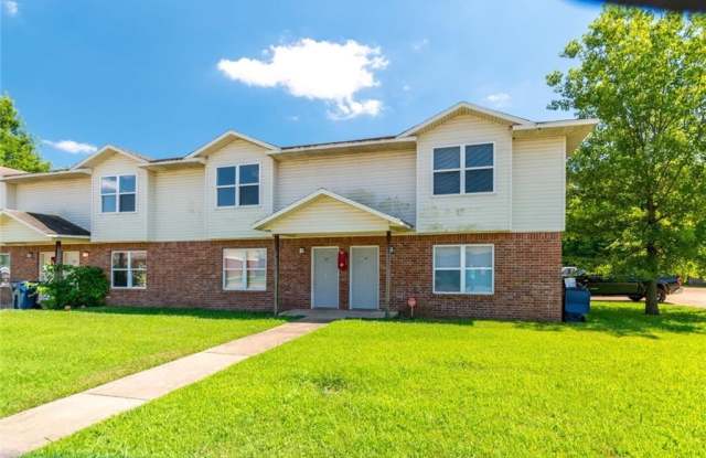 230 Meadow  CT