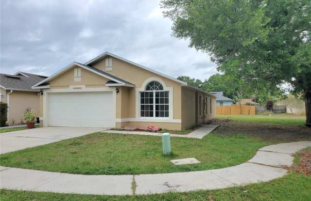 10237 VISTA COVE LANE