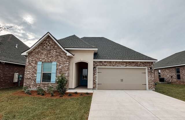Photo of 3/2 House in The Bluffs at Lafayette