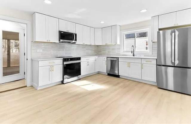 Photo of 21 Joy Street unit: 1