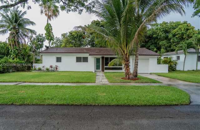 220 NW 112th Ter