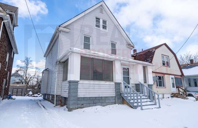 Charming & Spacious 4-Bedroom Home