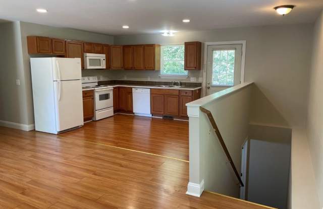 1647 Franklin Street