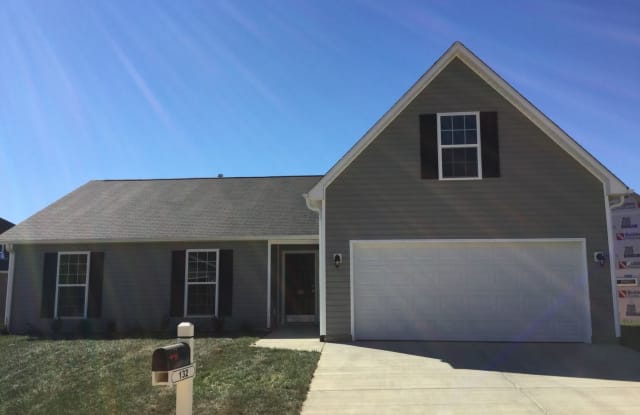 132 Badin Drive - 132 Badin Drive, Henderson County, NC 28732