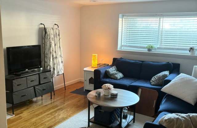 11 Euston Rd #4D Boston MA 02135