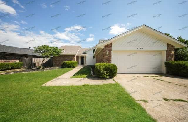 9109 Oak Cliff Drive