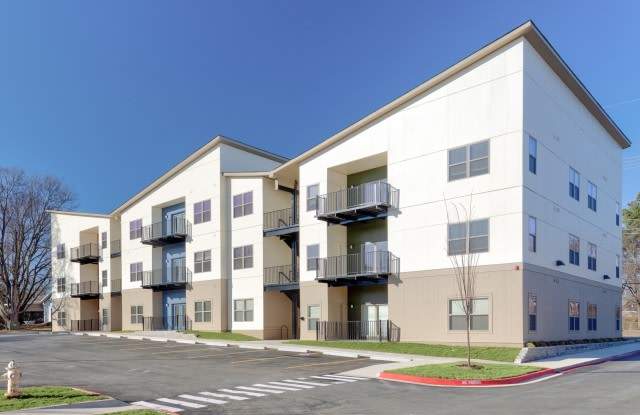 Photo of Backwater Cove Apartments