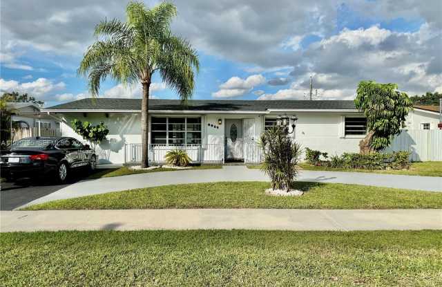 Photo of 8855 SW 17th Ter