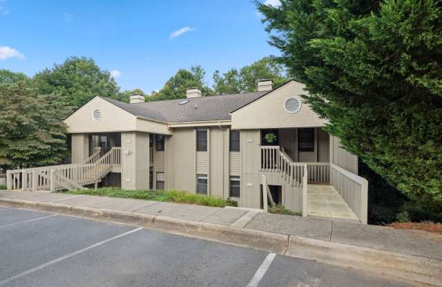 East Asheville Condo in The Cloisters