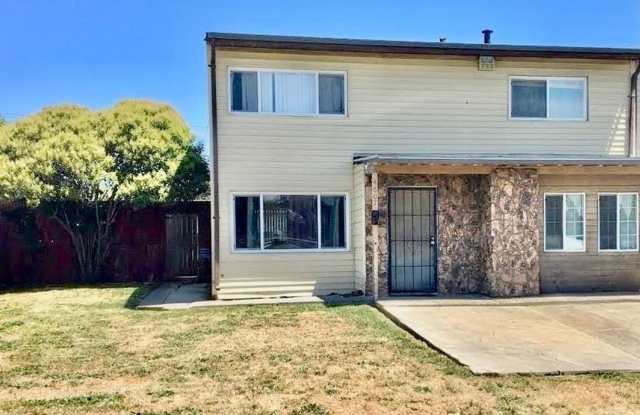 4 bed 1.5 bath House in Richmond -- COMING SOON !!