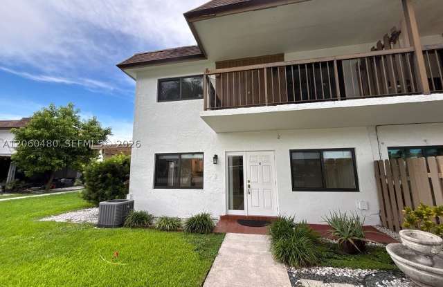 6900 NW 169th St