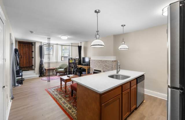 1107 East Genesee Street - B