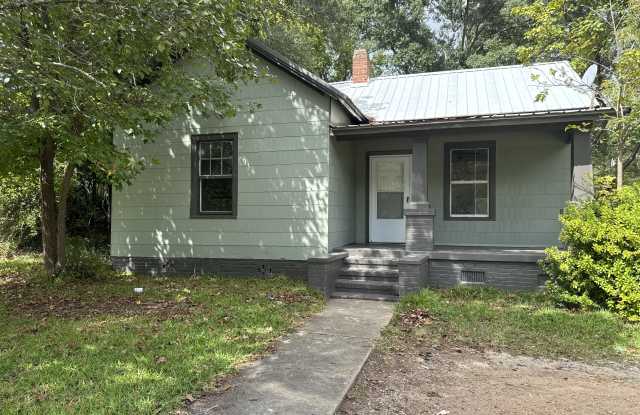 Photo of 905 Greenville St