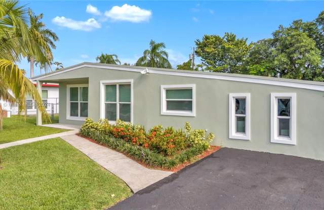 8900 SW 186th Ter