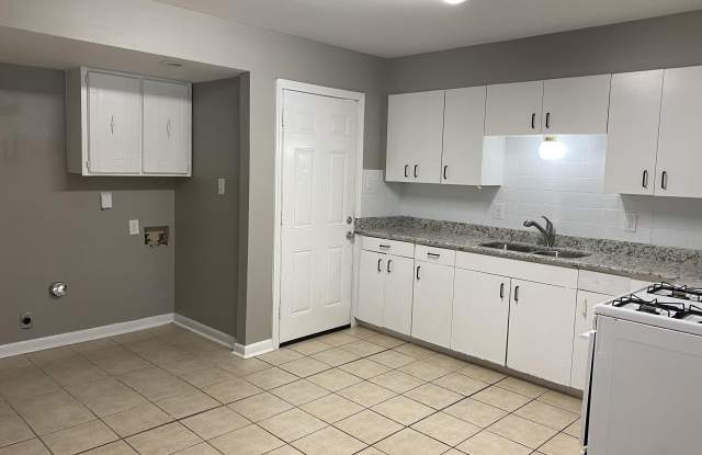 4125 S Monroe Street