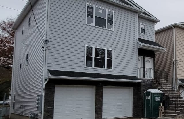 170 Vreeland Ave - 170 Vreeland Avenue, Paterson, NJ 07504