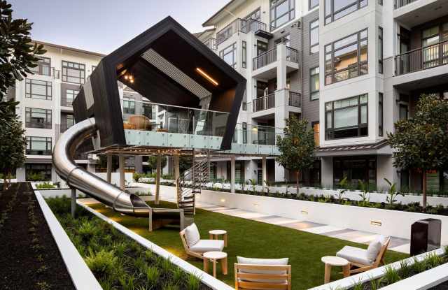 The Hadley Apartments