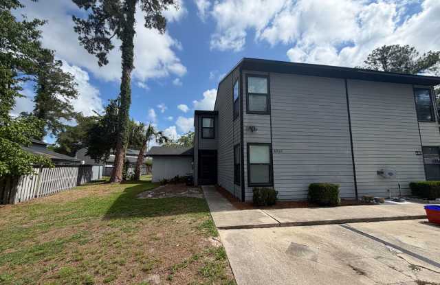 Charming Furnished 3BR Townhome with Modern Updates & Prime Location