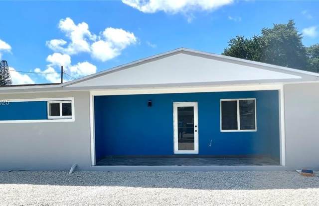 Photo of 3100 NW 43rd St