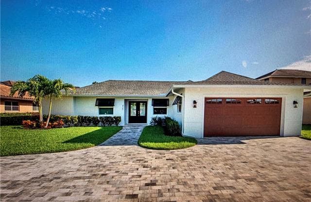 417 Lagoon AVE - 417 Lagoon Avenue, Collier County, FL 34108