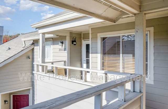 2555-C Stockbridge Drive