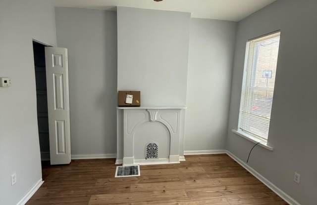 1923 MONUMENT Street